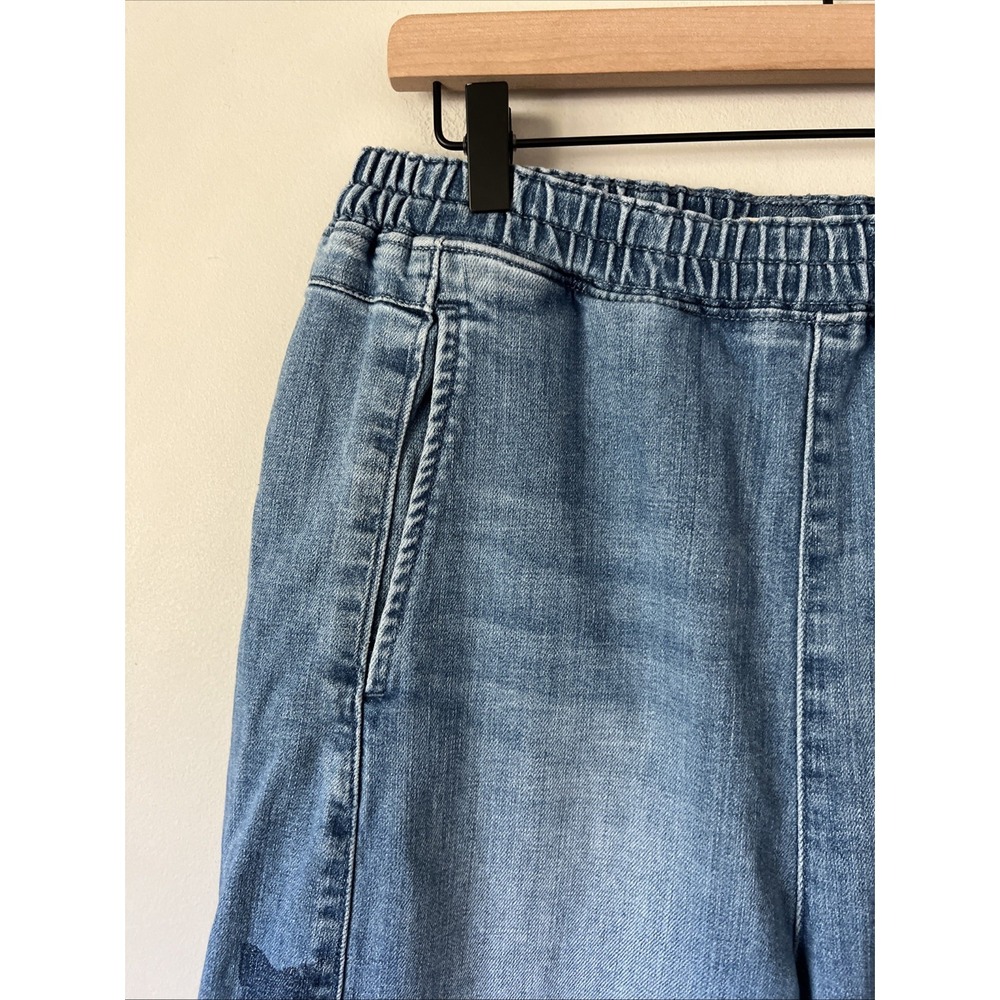 Pilcro Izzie Relaxed Pull-On Barrel Jeans With Stars - Anthropologie Size Medium - Picture 4 of 11